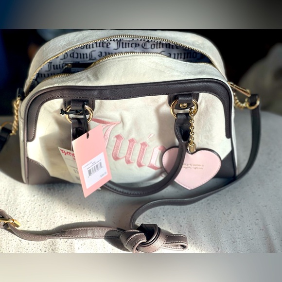 ๐WTโ
JUICY COUTURE ANGEL URBAN HERITAGE BOWLER W/Crossbody strap โ
๐๐พNEVER USE - Picture 1 of 11